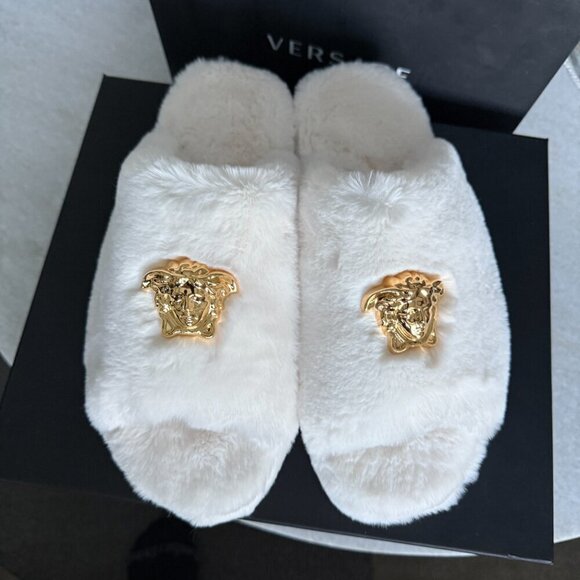 VERSACE Medusa Men's Lavender Faux Purple Slippers, sizes 43, 45 - Picture 10 of 13